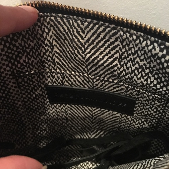 Rebecca Minkoff cross body purse - Picture 3 of 3